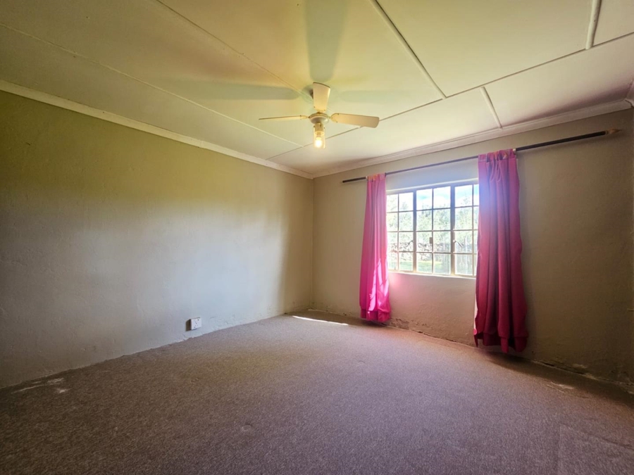 4 Bedroom Property for Sale in Ladybrand Free State